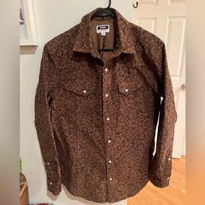 NWT Wrangler x Fender Leopard Print Microcord Long-Sleeve Button-Down